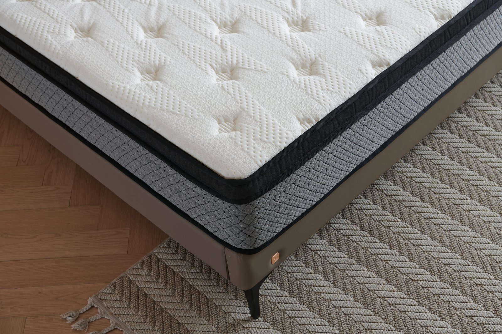 2025-11-21-床垫13183